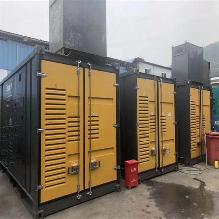 八公山温度变化对不同类型欠压保护装置的可靠性影响有何差异？